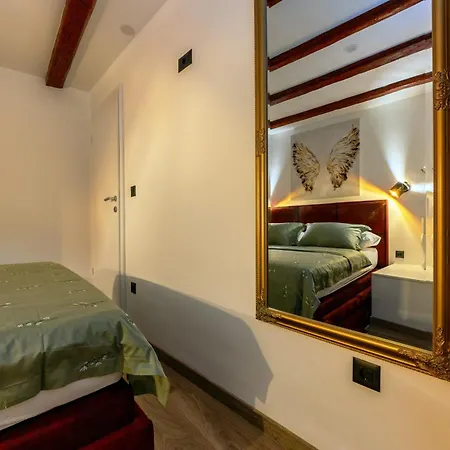 Bernard Deluxe Renovated Peaceful Old Town Gem Apartment *
