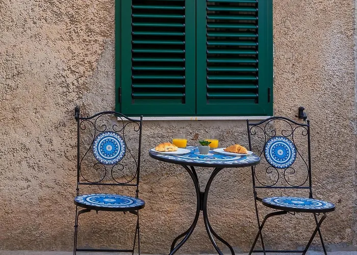 Bernard Deluxe Renovated Peaceful Old Town Gem Apartmán Split